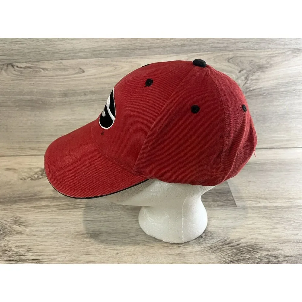 UGA Georgia Bulldogs‎ Dawgs Signatures Brand NCAA Red Strapback Cap College